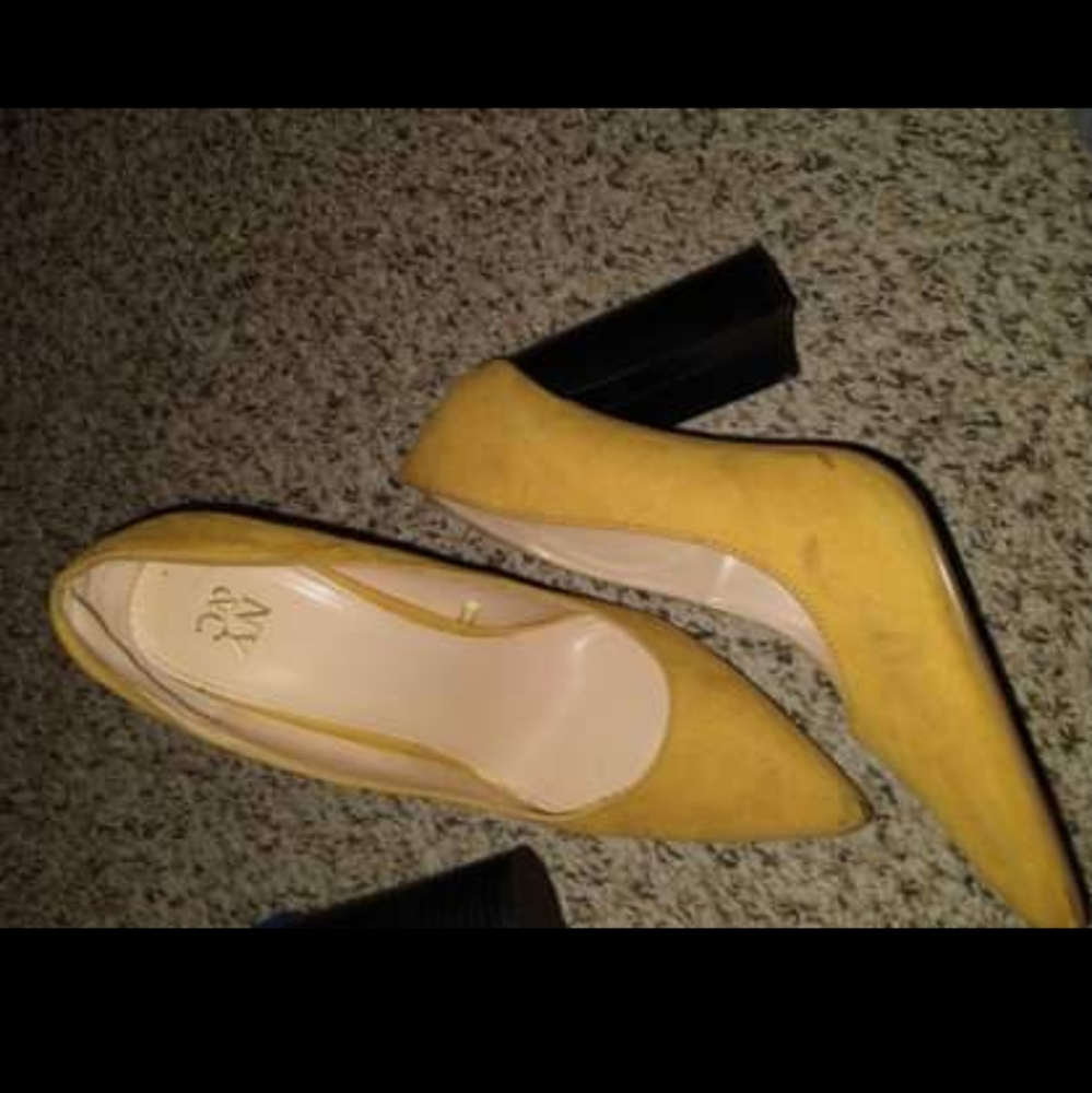 High heels - Picture 4 of 4
